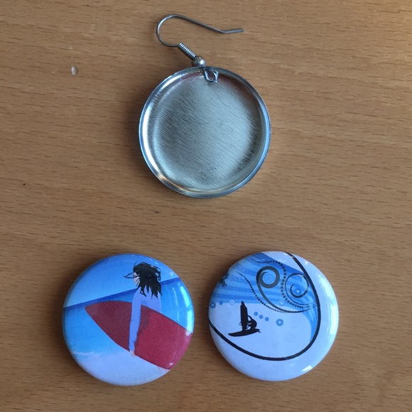 3/$20 Surfer Dreamer handmade earrings set Etsy - Picture 5 of 7